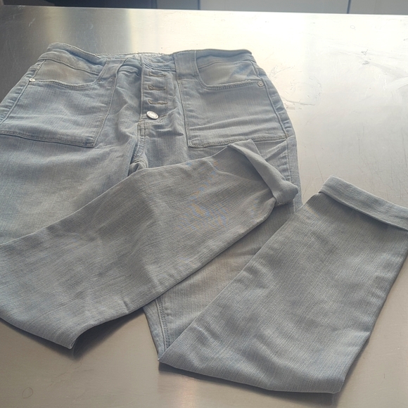 Jeans curvy button fly - Picture 1 of 3